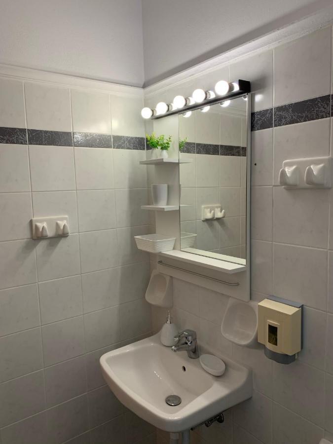Katerinas Inn Apartments Keri Extérieur photo